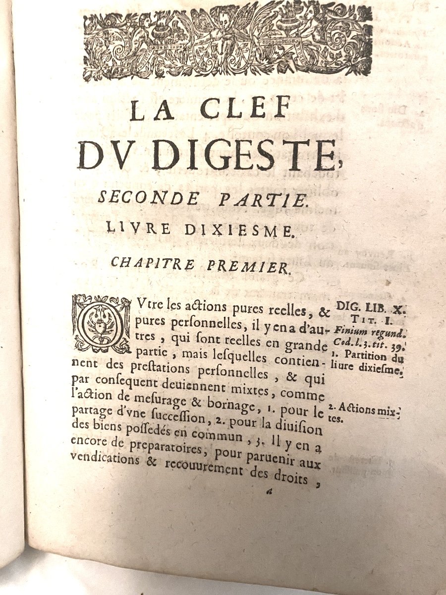 Vellum Book From 1657 In Paris “the Key To The Digest” By François Lagrene In Three Parts-photo-1