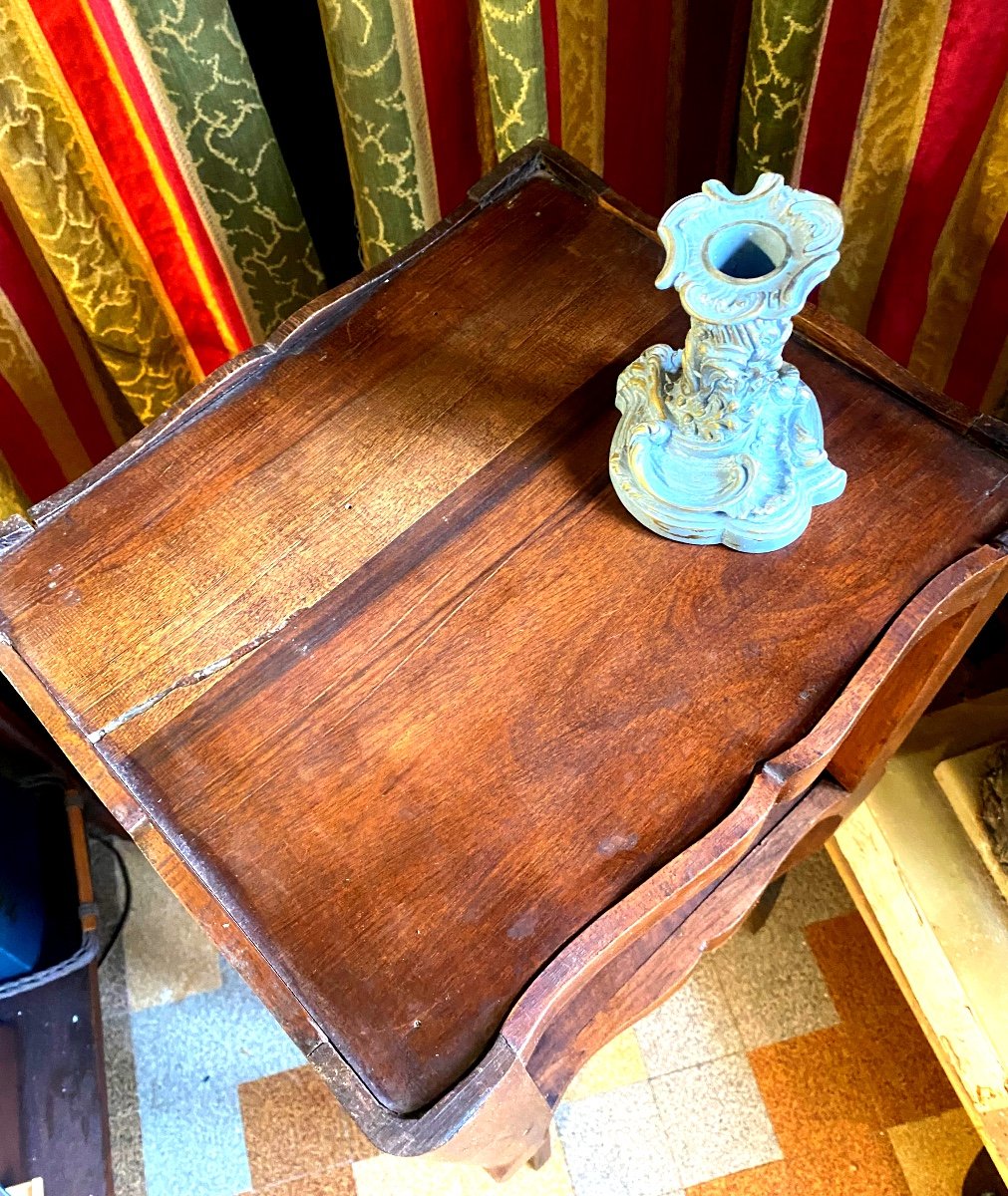 Louis XV Style Walnut Snack Table, Curved Legs, Openwork Niche, Edged Top-photo-4