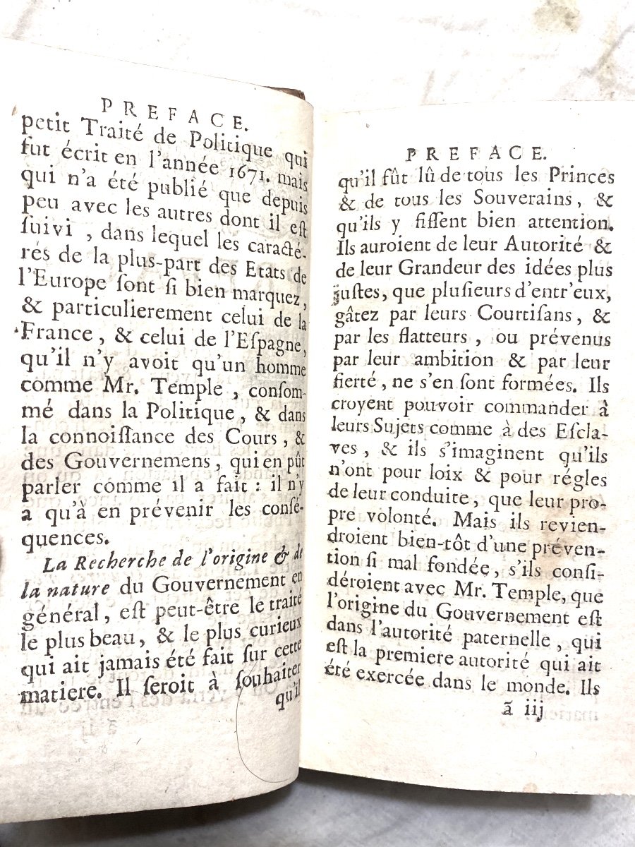 Large 17th Century Volume, In 12 A Utreh 1693; "the Mixed Works Of Monsieur Le Chevaliertemple"-photo-2