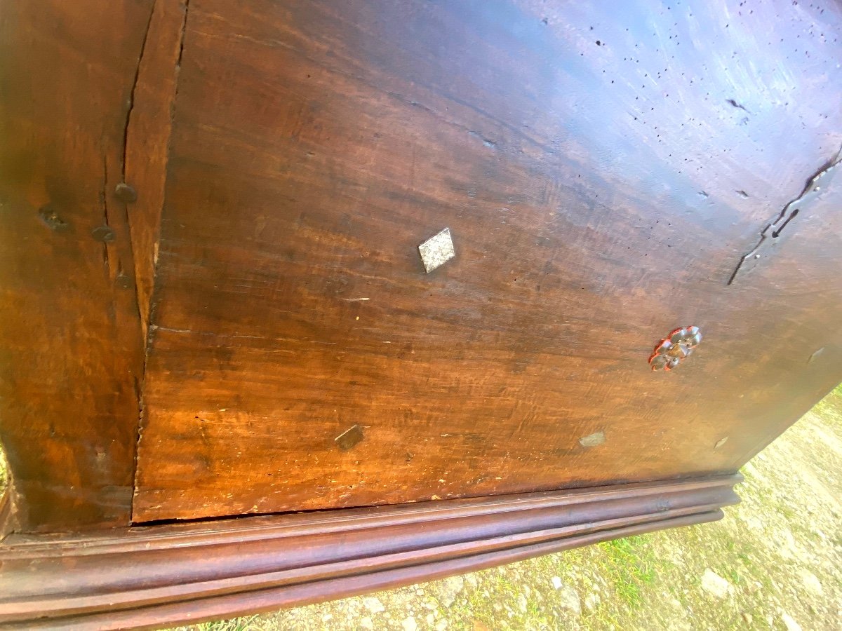 17th Century Walnut Corridor Chest From A Chateau Near Pau Of Small Size Lockable-photo-5