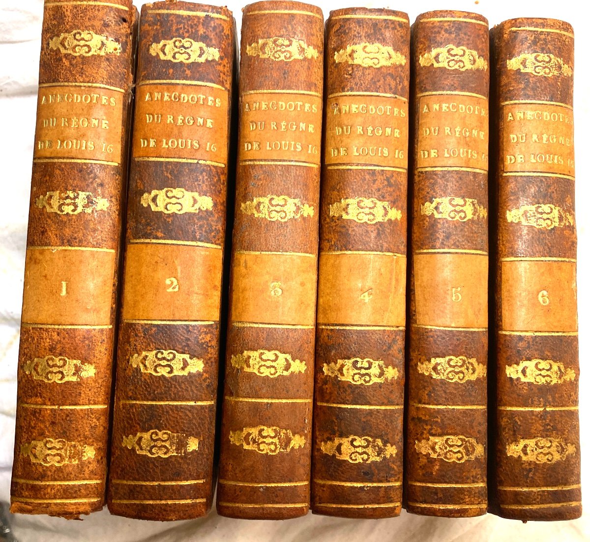 Anecdotes From The Reign Of Louis XVI" In 6 Volumes. In 12. In Paris 1791, Precious Late 18th