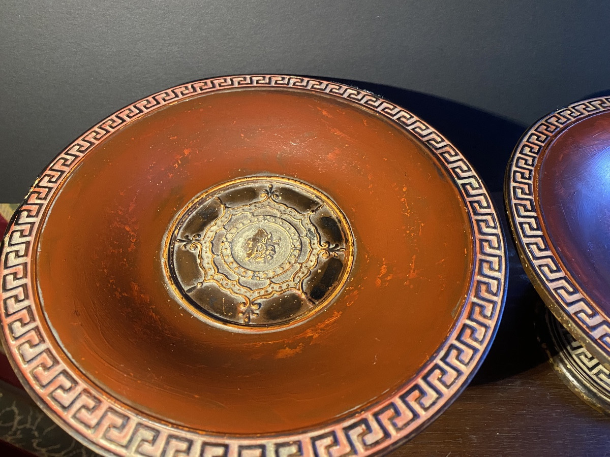 Pair Of 19th Century English Terracotta Piedouche Bowls In Imitation Of Ancient Greek Style-photo-4