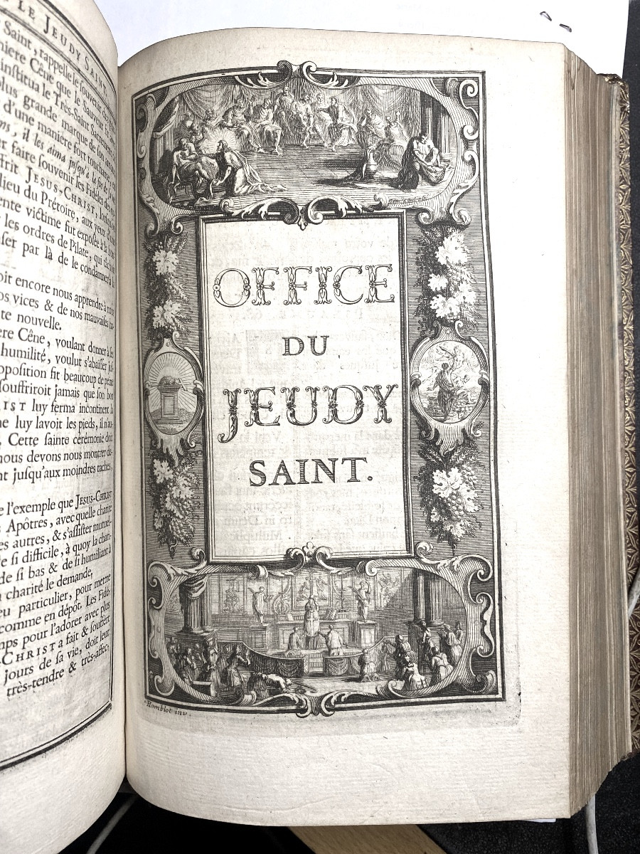 Rare Reliure Grand In8, ép. XVIIIèm, Plats à La Fanfare En Maroquin Rouge Aux Armes De Louis XV-photo-5