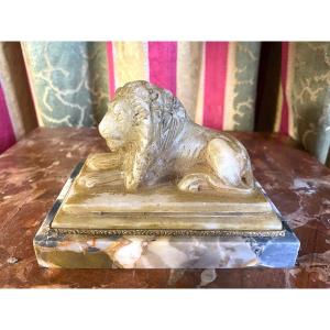 Beautiful Lying Lion Base On A Breccia Marble In Alabaster Finely Carved With A Beautiful Patina 19th