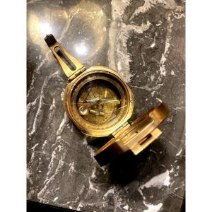 Beautiful Surveyor's Compass Late 19th In Engraved Bronze Sighting Mirror And Its Two Ang Levels