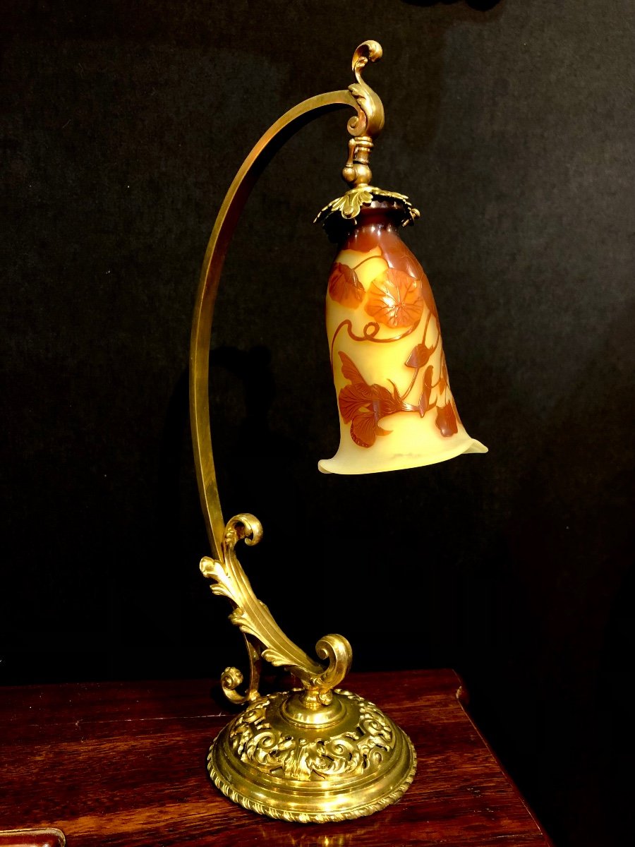 Gallé Establishment Lamp With Nasturtium Decoration 
