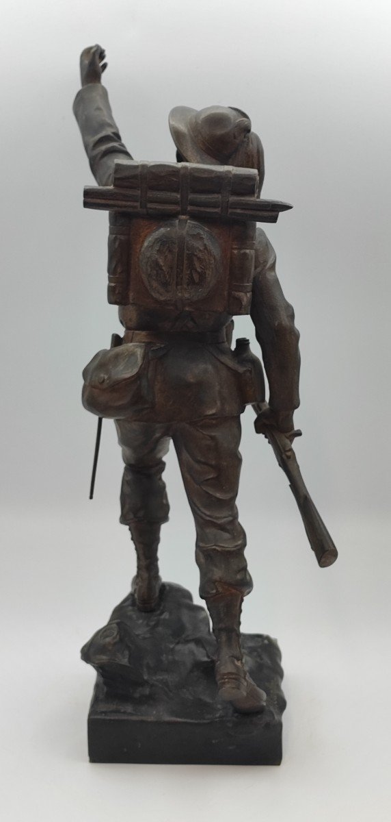 Emile Carlier - Alpine Hunter On The March In Bronze-photo-4