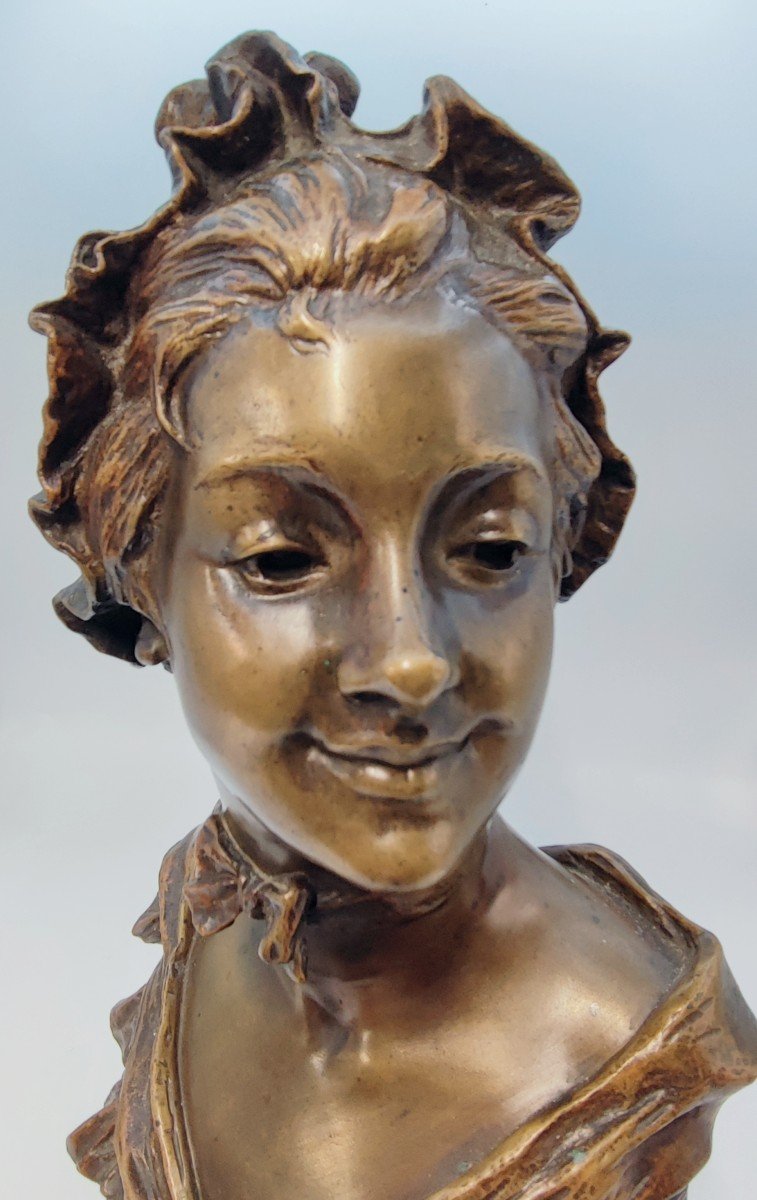 Georges Van Der Straeten - Bronze " Marinette "  La Jeune Femme Au Nœud Papillon  -photo-2