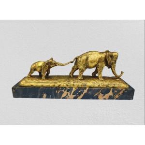 Guido Cacciapuoti - The Elephant And Its Cub In Gilt Bronze