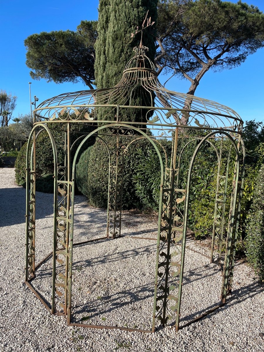 Iron Gazebo From The 70-photo-2