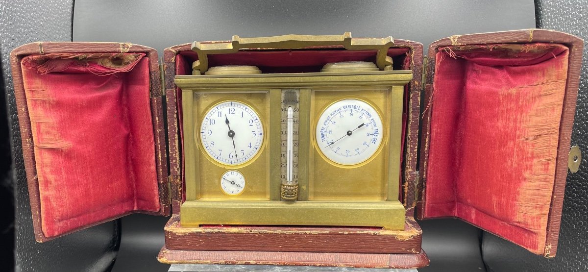 Horloge De Table/carrosse Du 20ème Siècle