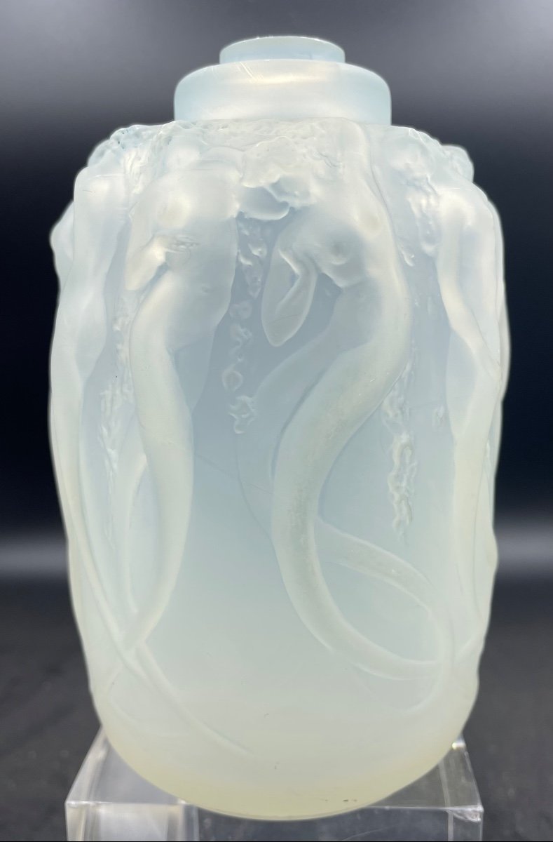 Lalique 20th Century Glass Perfume Container-photo-2