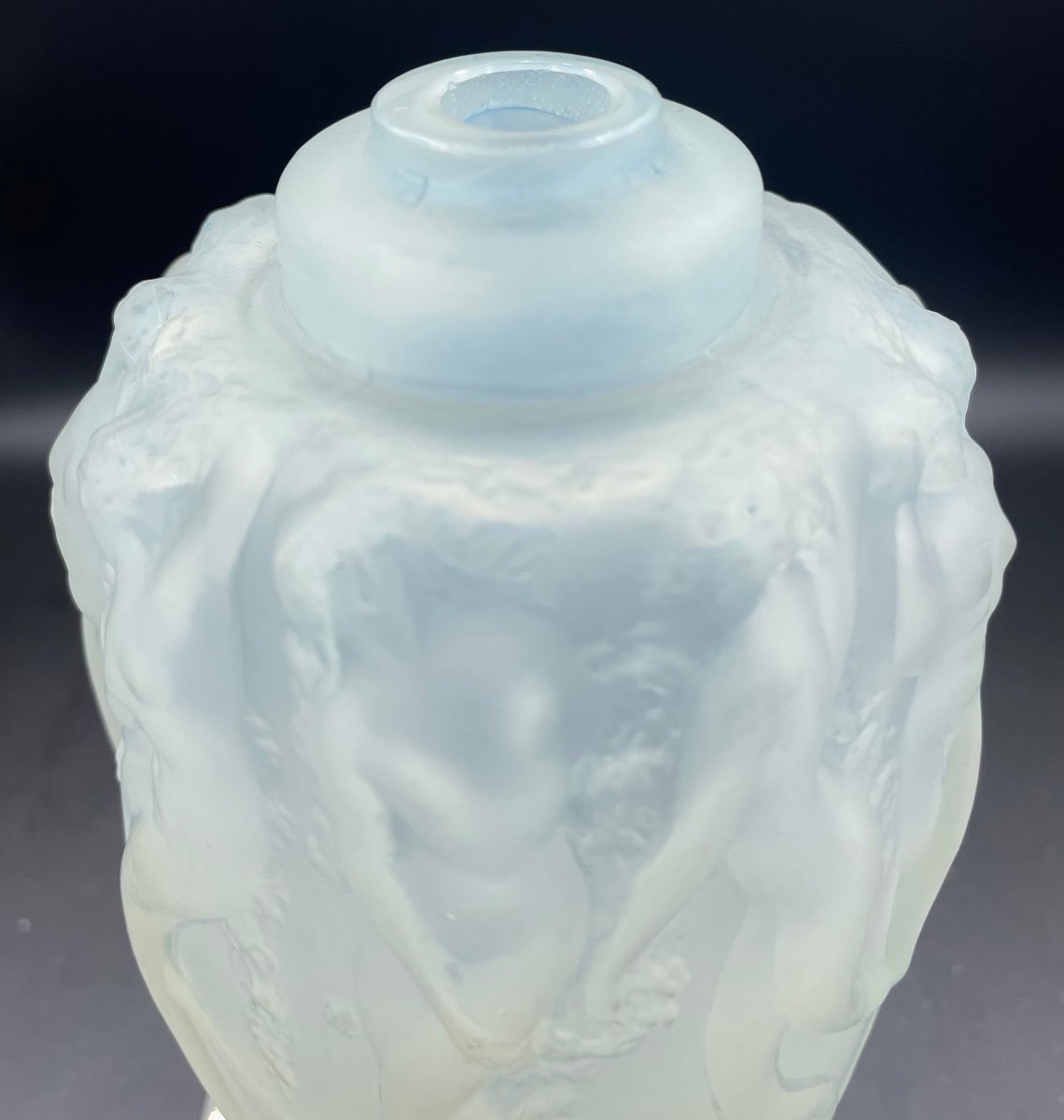 Lalique 20th Century Glass Perfume Container-photo-4