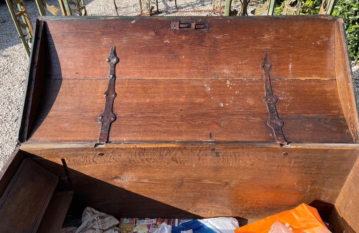 17th Century Flemish Painted Chest-photo-2