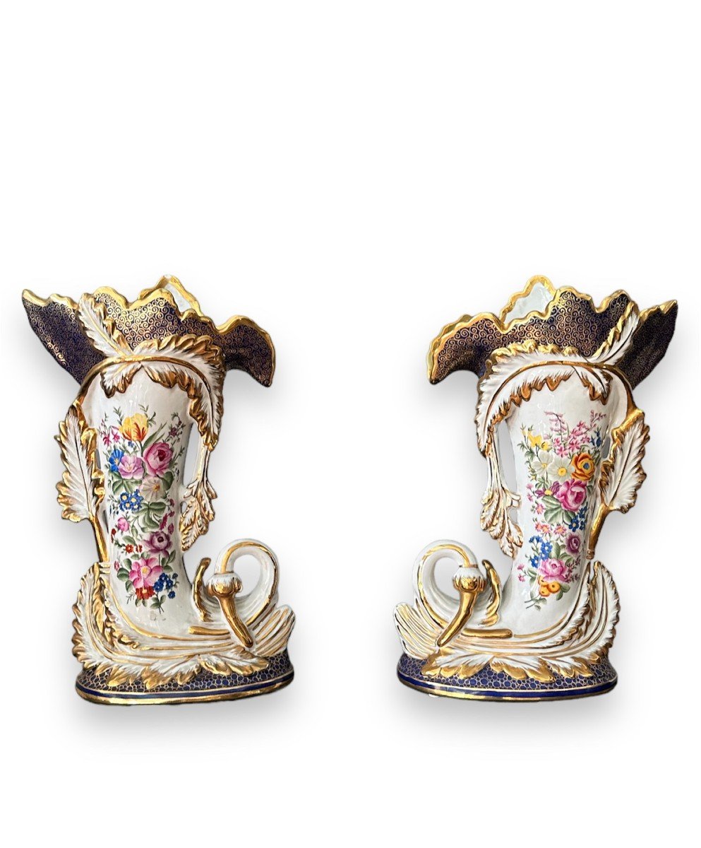 20th Century, Pair Of Porcelain Vases With Cornucopia-photo-2