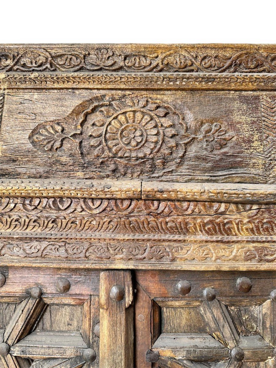 XVIII Century, Ancient Finely Carved Wooden Door-photo-4