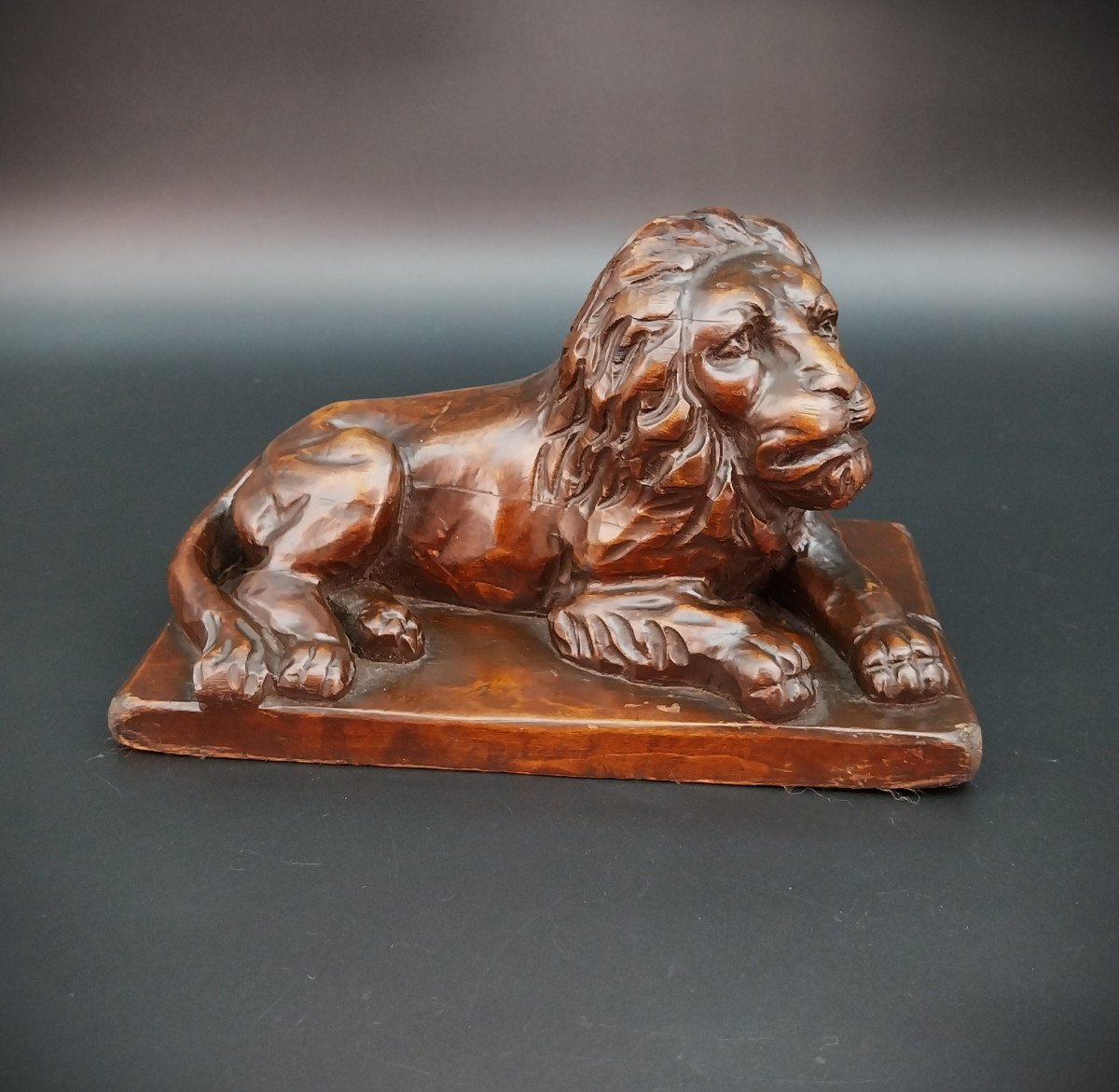 Sculpture Of A Hand-carved Wooden Lion, 19th Century. 