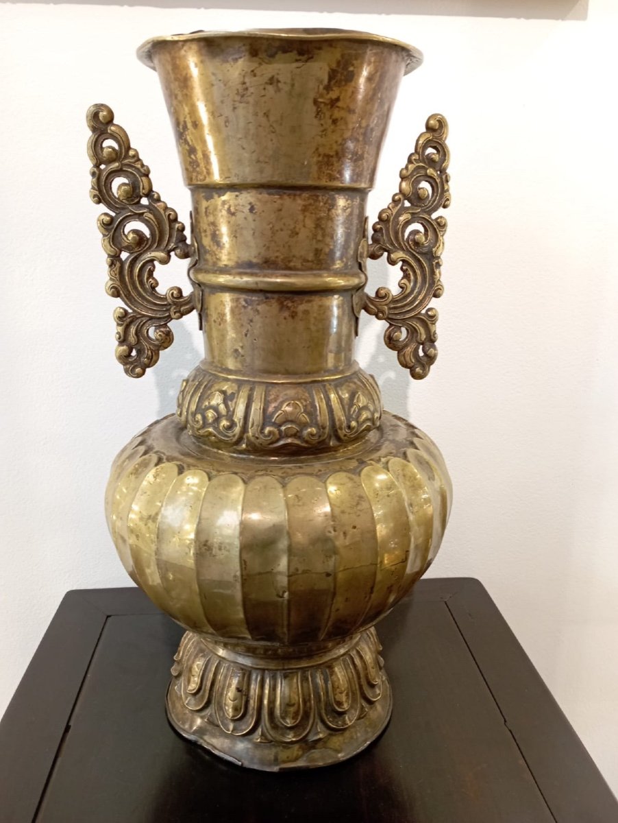 Himalayan Ceremonial Vase XVIIIth Century Copper Repousse Nepal Asia