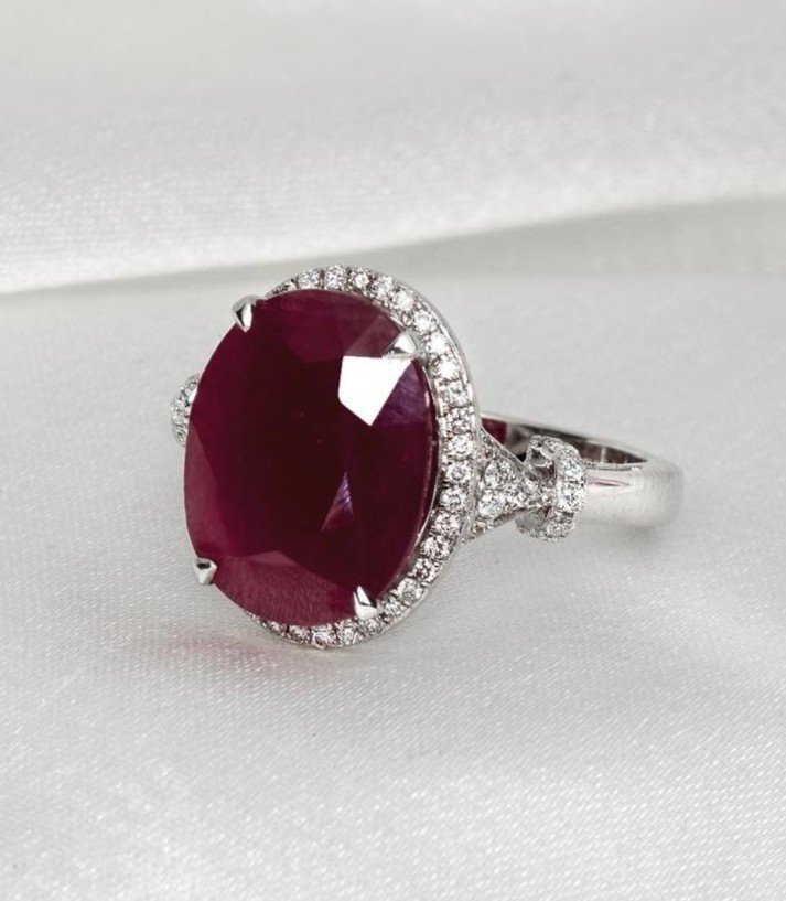 14 Kt. 8.48 Ct White Gold Unheated Ruby And 0.33 Ct Diamond Ring, Igi Certified-photo-2