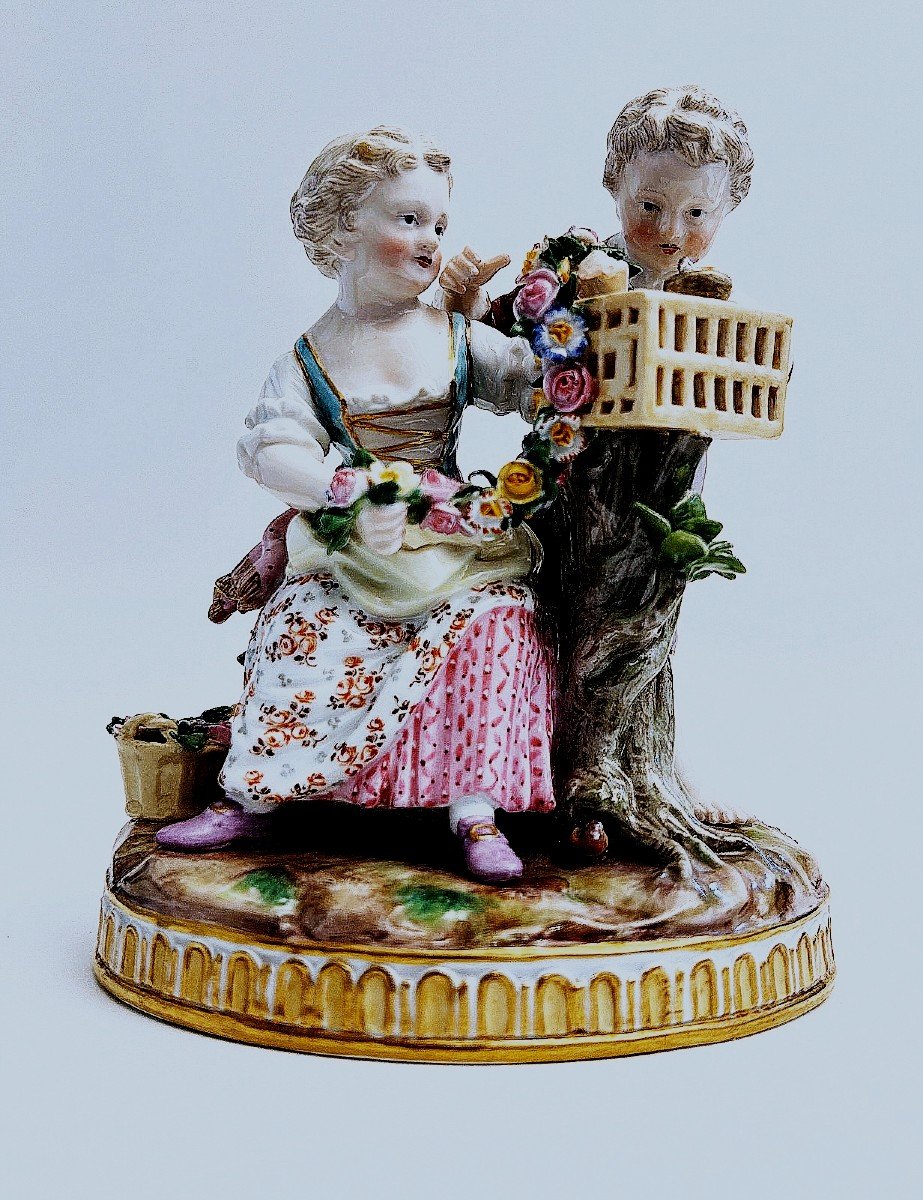 Meissen Porcelain, Children's Gallant Scene First Half Of The 19th Century.