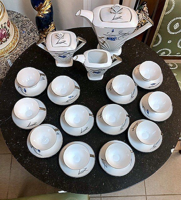 Service En Porcelaine Pour 12 Personnes, Importée De Tchécoslovaquie 