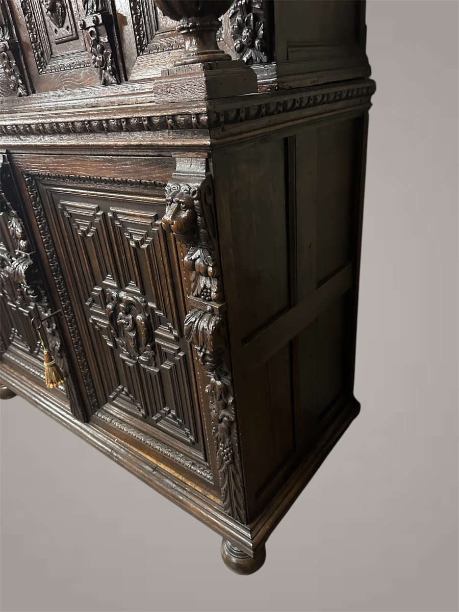 18th Century Flemish Oak Buffet-photo-3