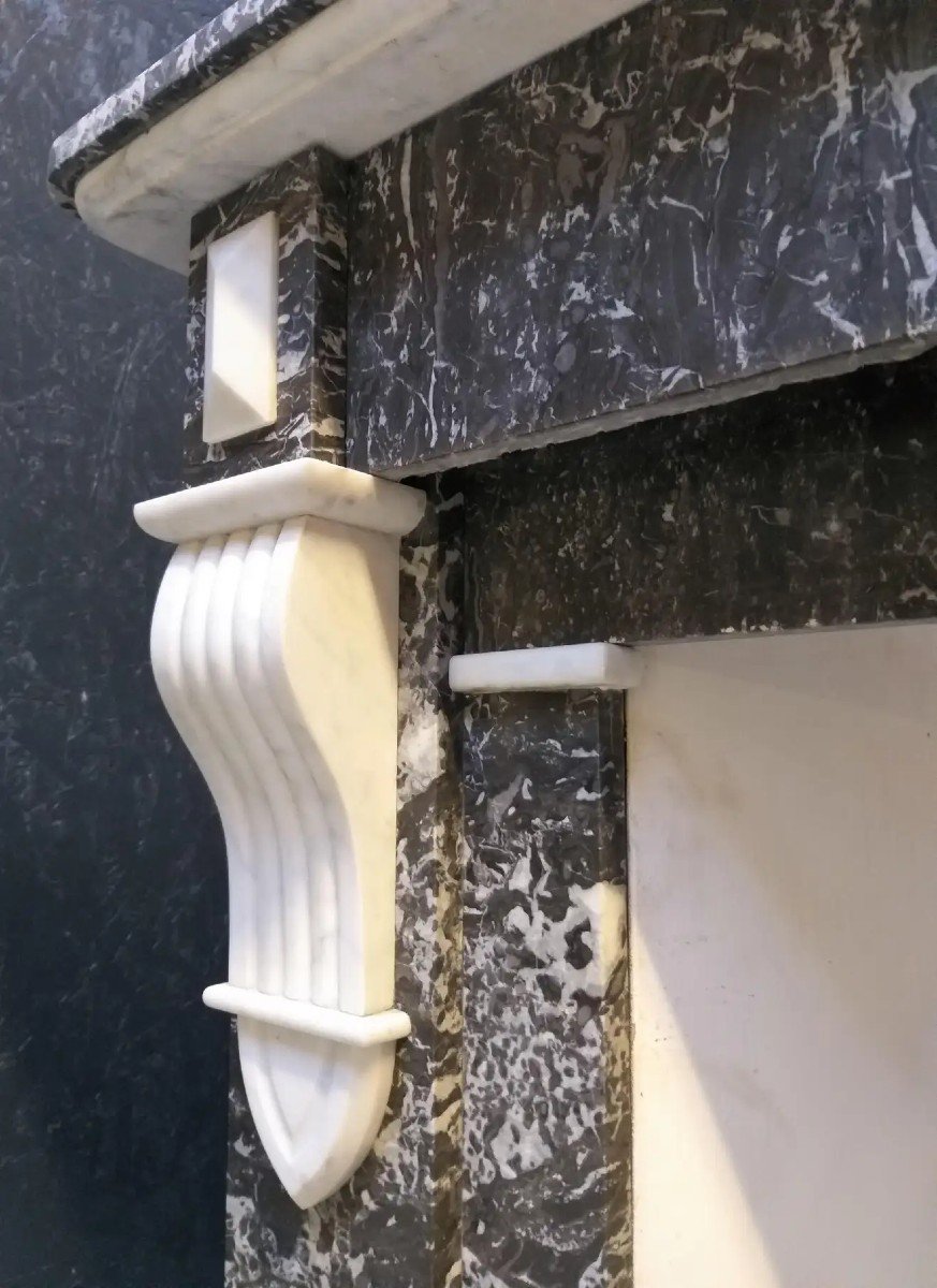 Chimneypiece Made Out Of Saint Anna - And Carrara Marble -photo-2