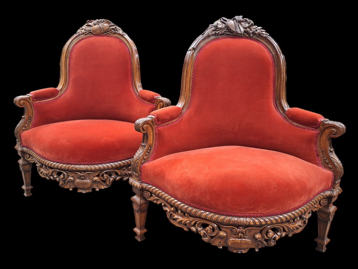 Paire De Fauteuils De Coin.