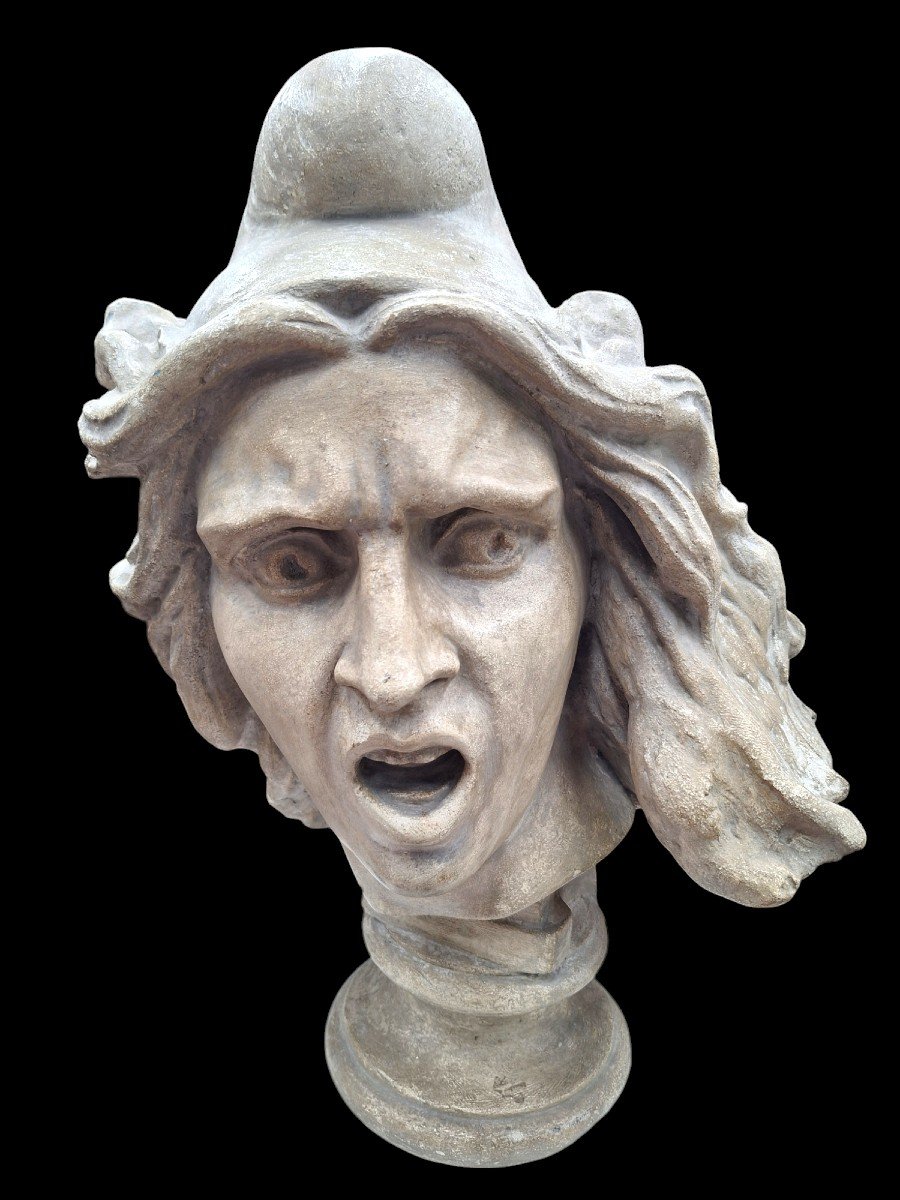 Tête "la Marseillaise" En Pierre Sculptée.