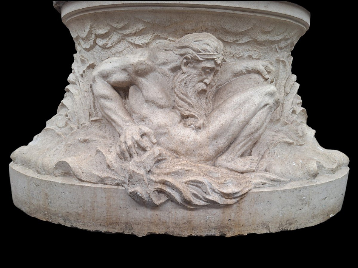 Superb "neptune" Base In Stone.-photo-1