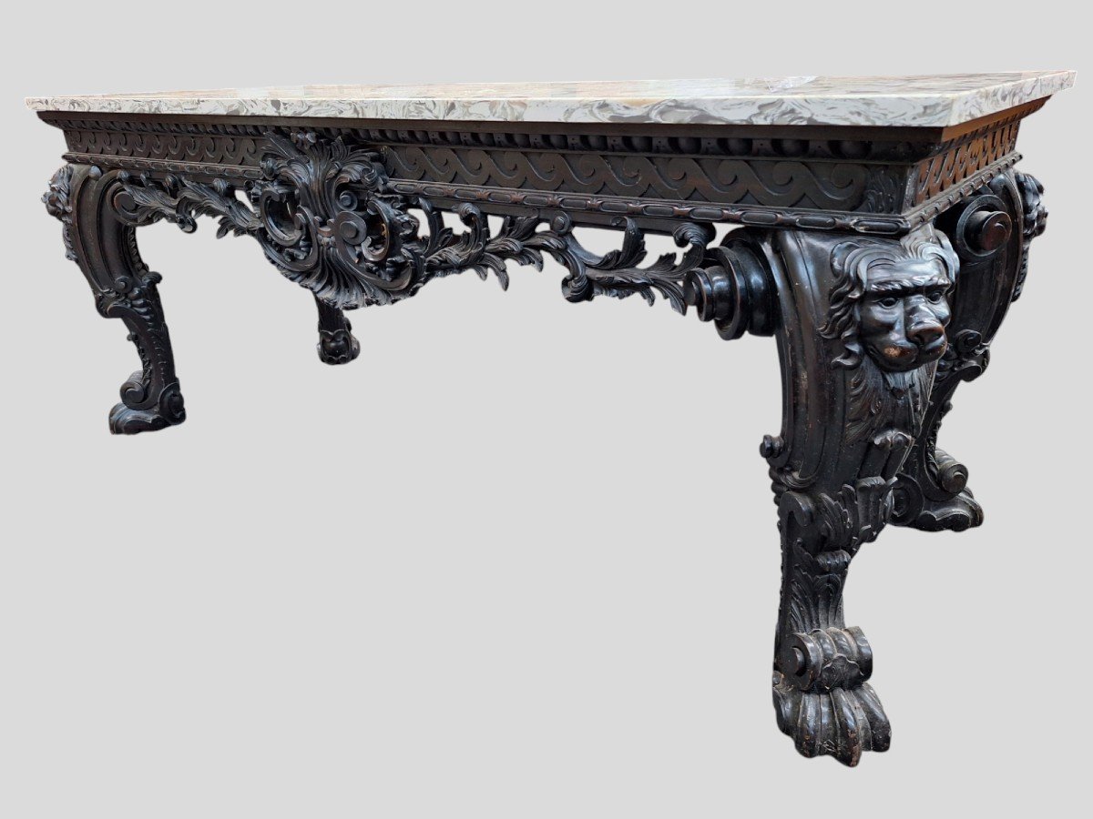 A Large, Highly Carved Console -photo-2