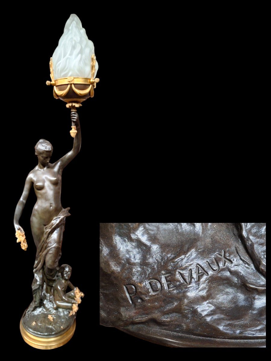 An Exceptional Quality Bronze Torchiere -photo-2