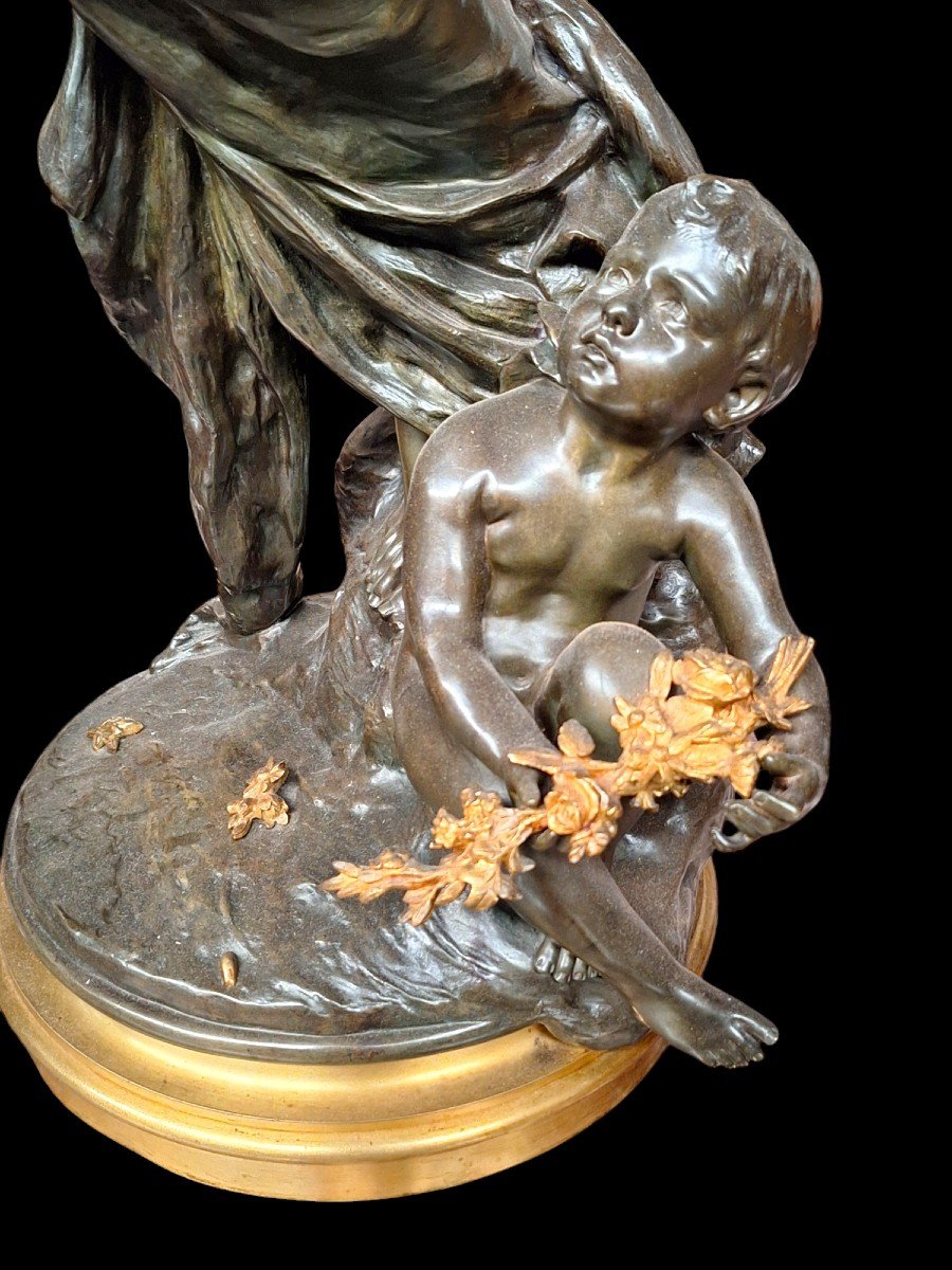 An Exceptional Quality Bronze Torchiere -photo-3