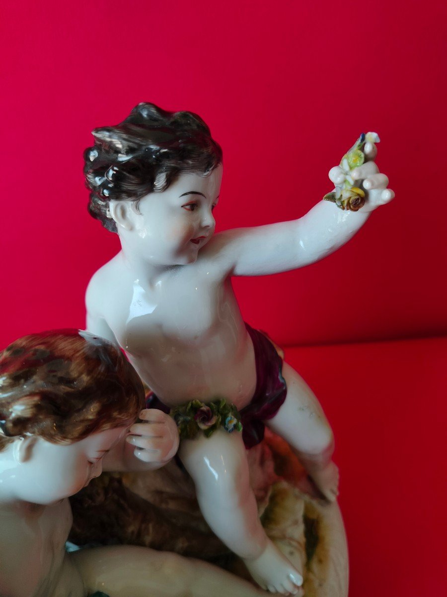 Putti, Statuine Capodimonte  Porcelain, Italy XIX -photo-2