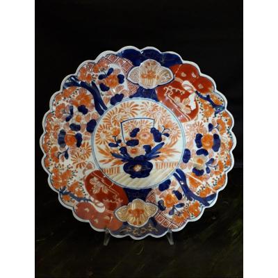 Plat porcelaine  ARITA-IMARI 19ème s. Diam. 32 cm