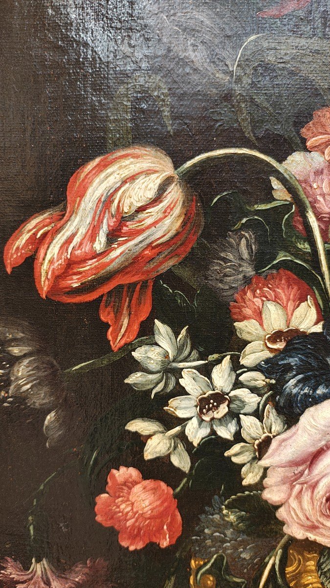 Maître Flamand Du XVIIIe Siècle, Nature Morte Florale, à Droite. En Bas Le Monogramme Ao Et La -photo-1