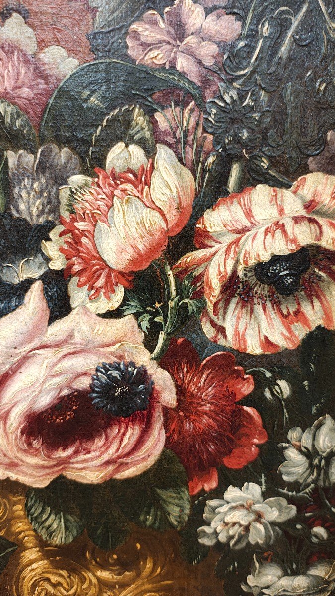 18th Century Flemish Master, Floral Still Life, Right. At The Bottom The Monogram Ao And The -photo-2