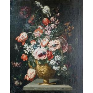 Maître Flamand Du XVIIIe Siècle, Nature Morte Florale, à Droite. En Bas Le Monogramme Ao Et La 