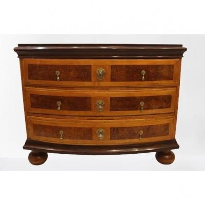 Une Commode Baroque Du XVIIIe Si&egrave;cle, 1780/90, Une Belle Occasion