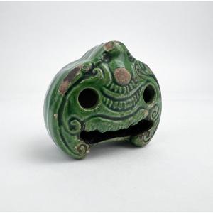 A Chinese Green Enamel Bat-shaped Dropper