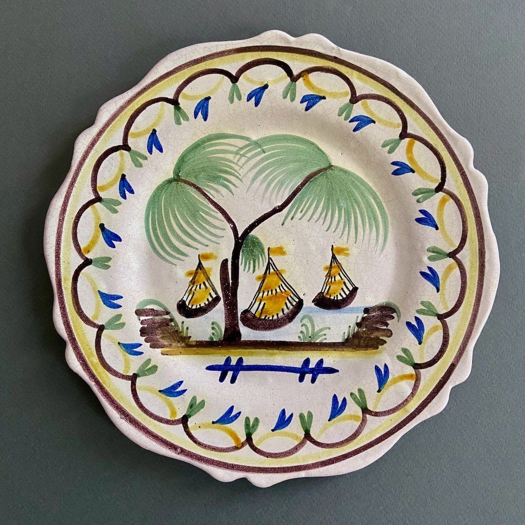 Rare Assiette En Faïence XVIIIème De Nevers d'époque Révolutionnaire.