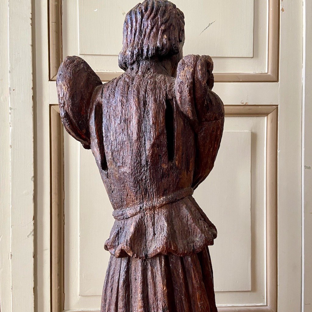 16th Century Oak Angel-photo-3