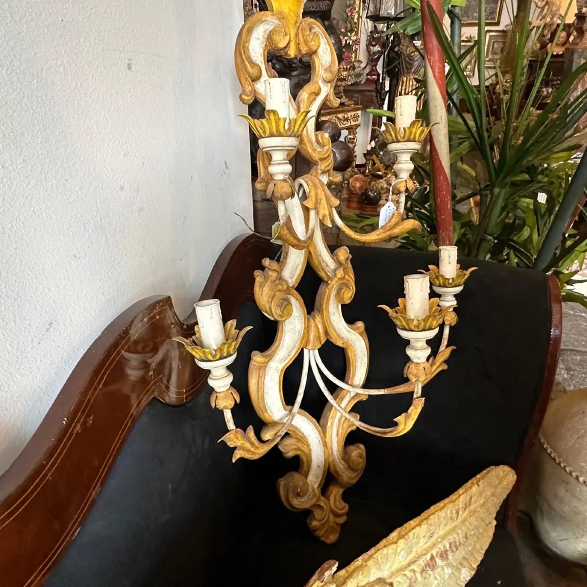 1970s Baroque Style Lacquered Wood And Iron Florentine Big Wall Sconces-photo-5