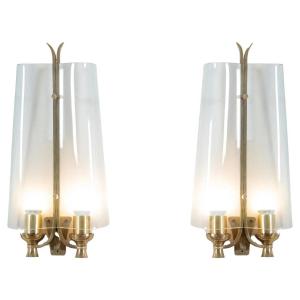 Two 1940s Brass And Curved Glass Wall Sconces By Pietro Chiesa For Fontana Arte