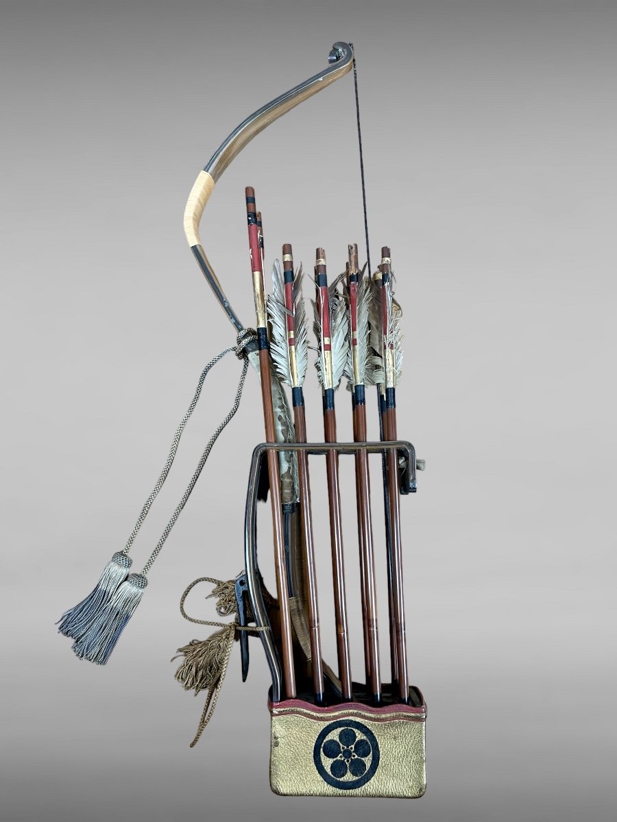 Small Samurai Bow And Quiver - Edo Period (1603-1868).-photo-1