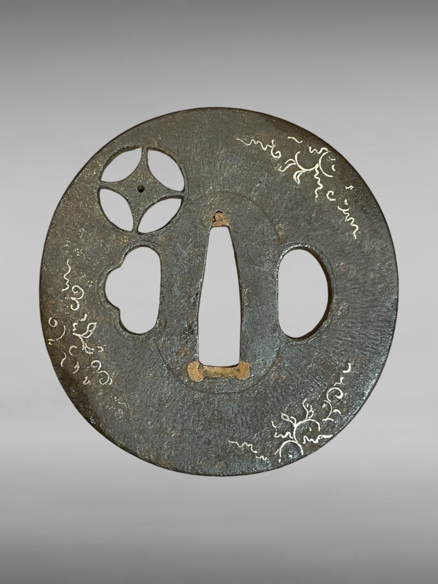 Tsuba Maru Gata In Wrought Iron Inlaid With Silver - Edo Period (1603-1868).-photo-2