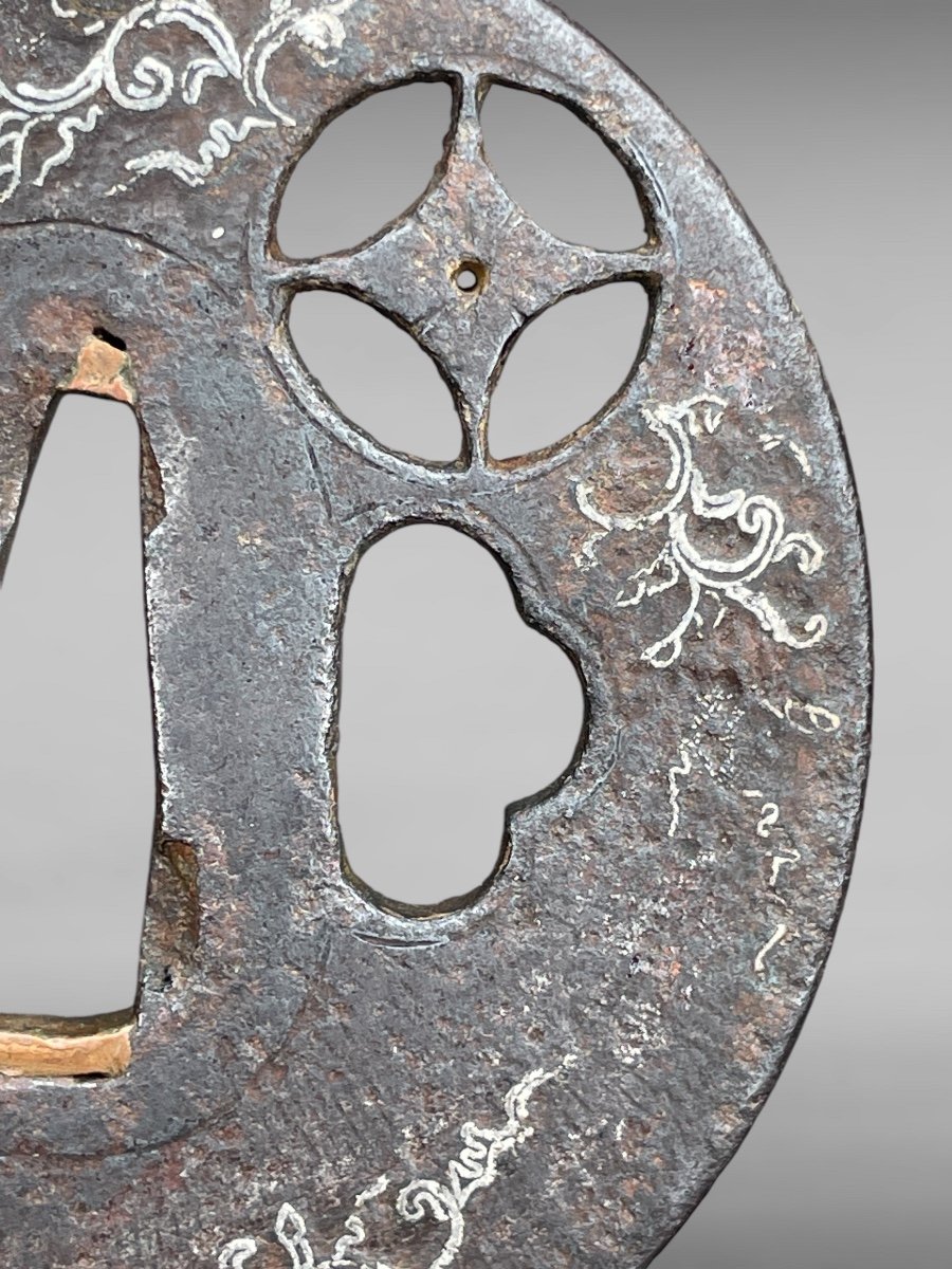 Tsuba Maru Gata In Wrought Iron Inlaid With Silver - Edo Period (1603-1868).-photo-3