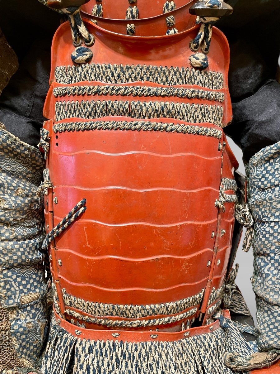 Full Samurai Armor - Edo Period (1603 - 1868).-photo-4