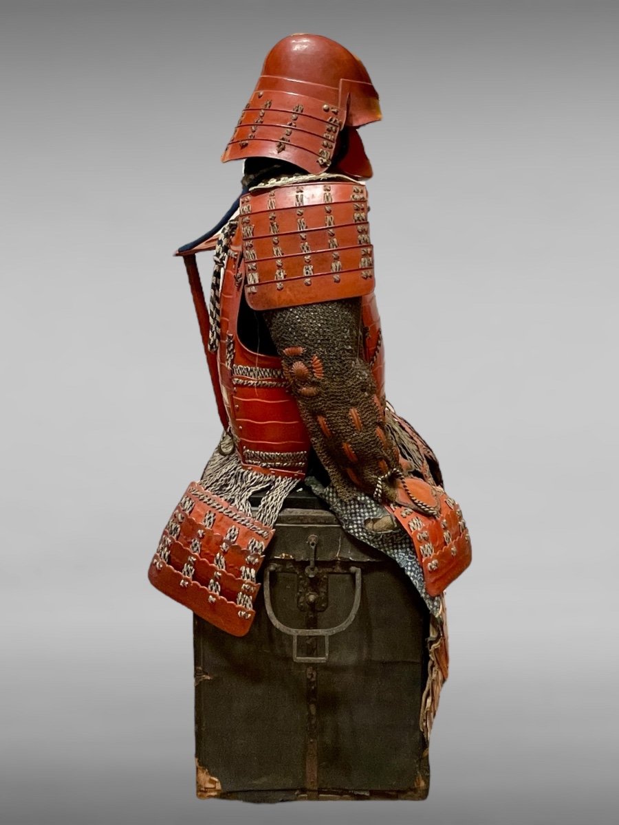 Full Samurai Armor - Edo Period (1603 - 1868).-photo-2