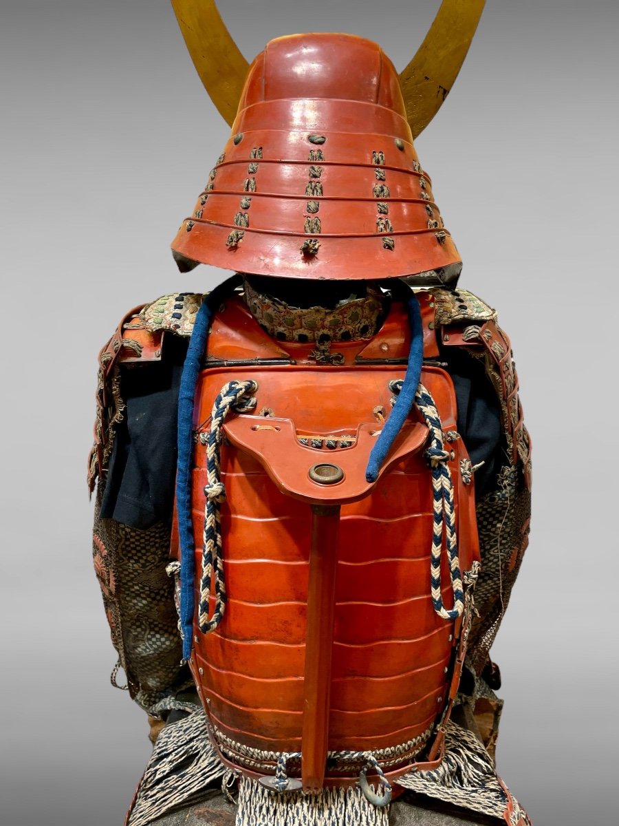 Full Samurai Armor - Edo Period (1603 - 1868).-photo-5